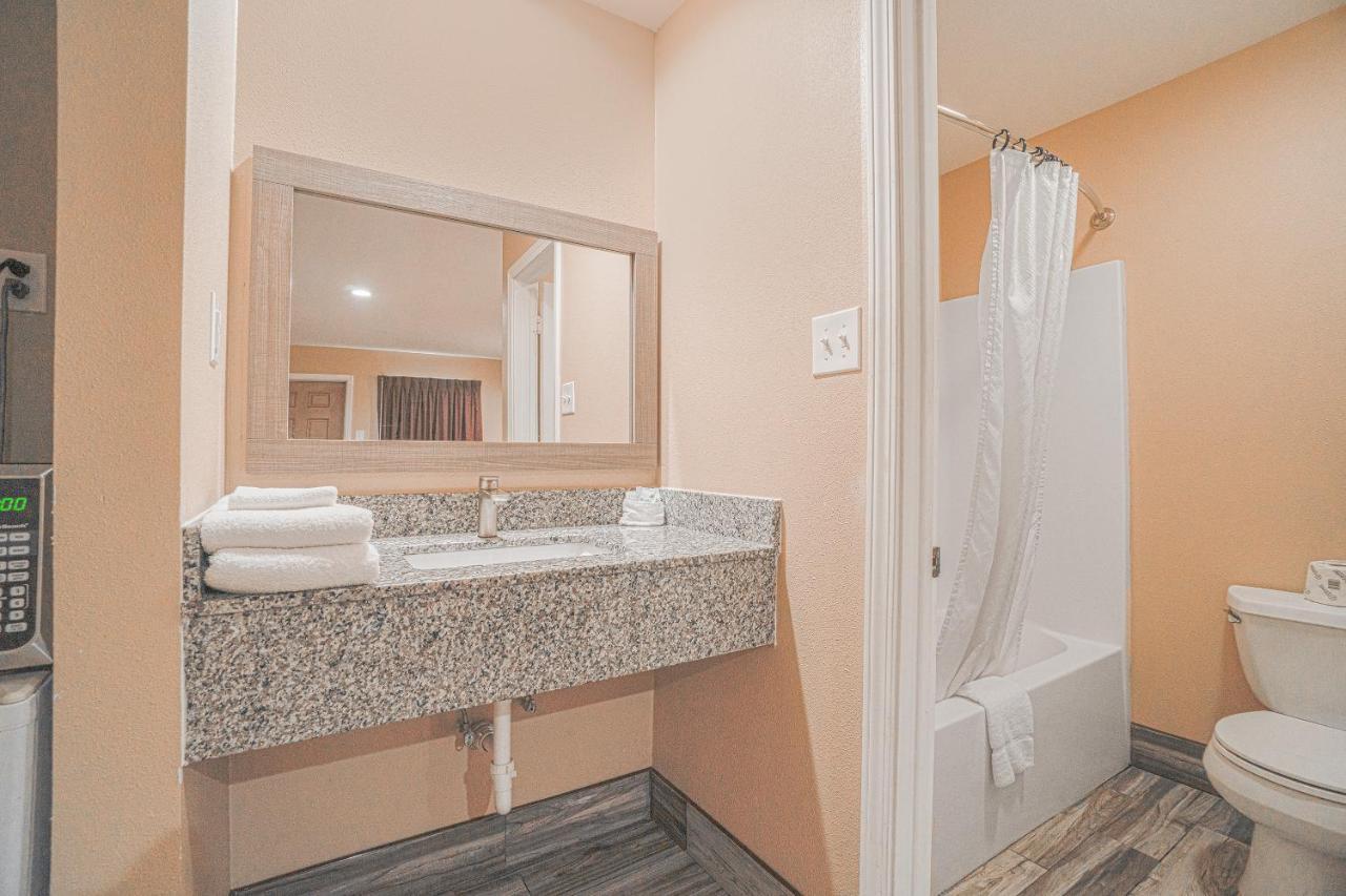Days Inn By Wyndham Aransas Pass Εξωτερικό φωτογραφία